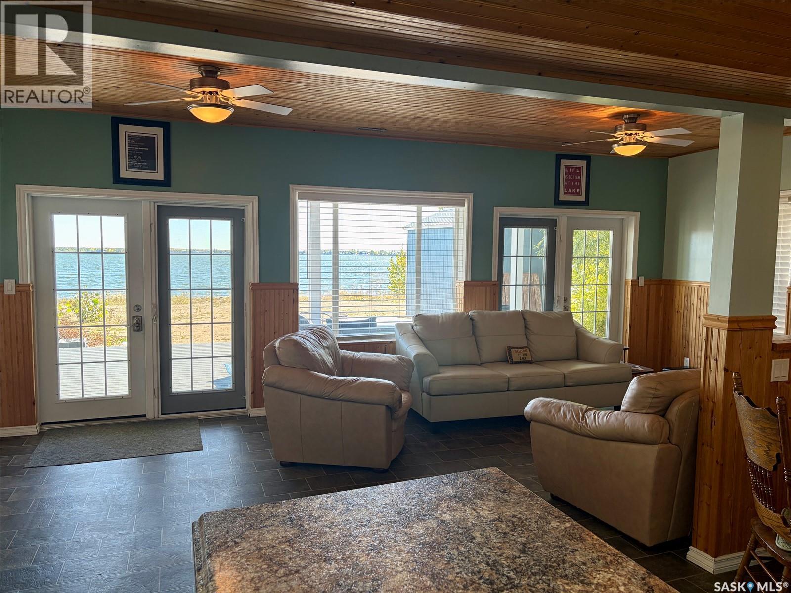 316 Lakeshore Road, Leslie Beach, SK