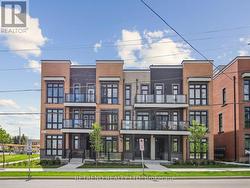9 - 1 BOND CRESCENT Richmond Hill, ON L4E 1J4