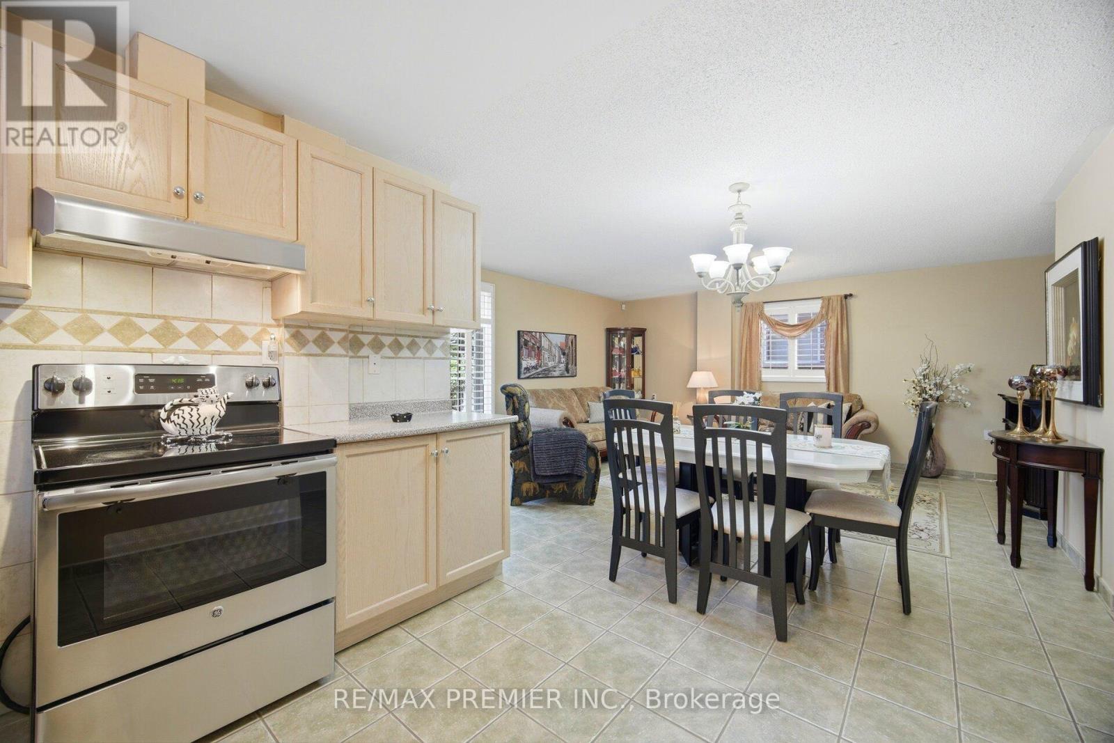 137 Blackthorn Drive, Vaughan, ON
