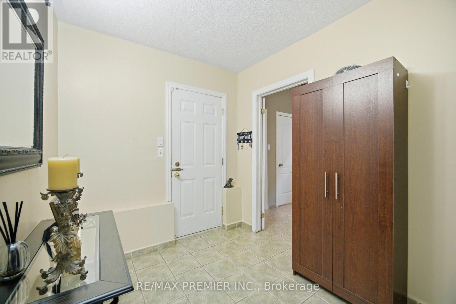 137 Blackthorn Drive, Vaughan, ON