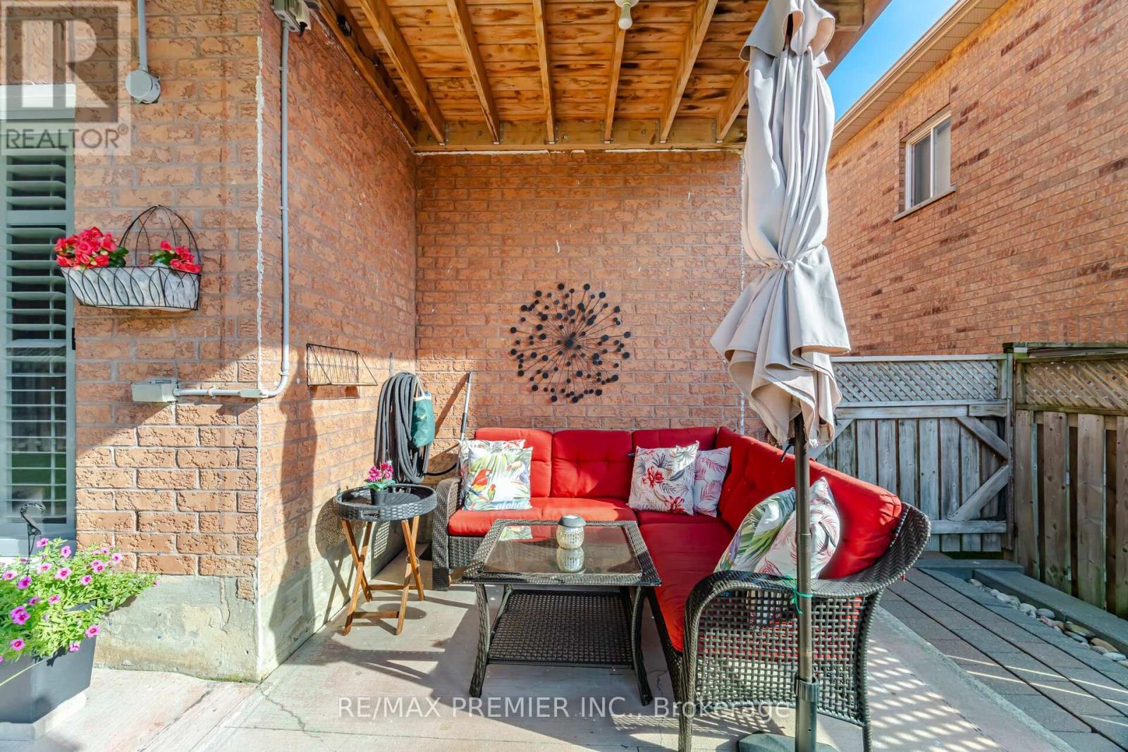 137 Blackthorn Drive, Vaughan, ON