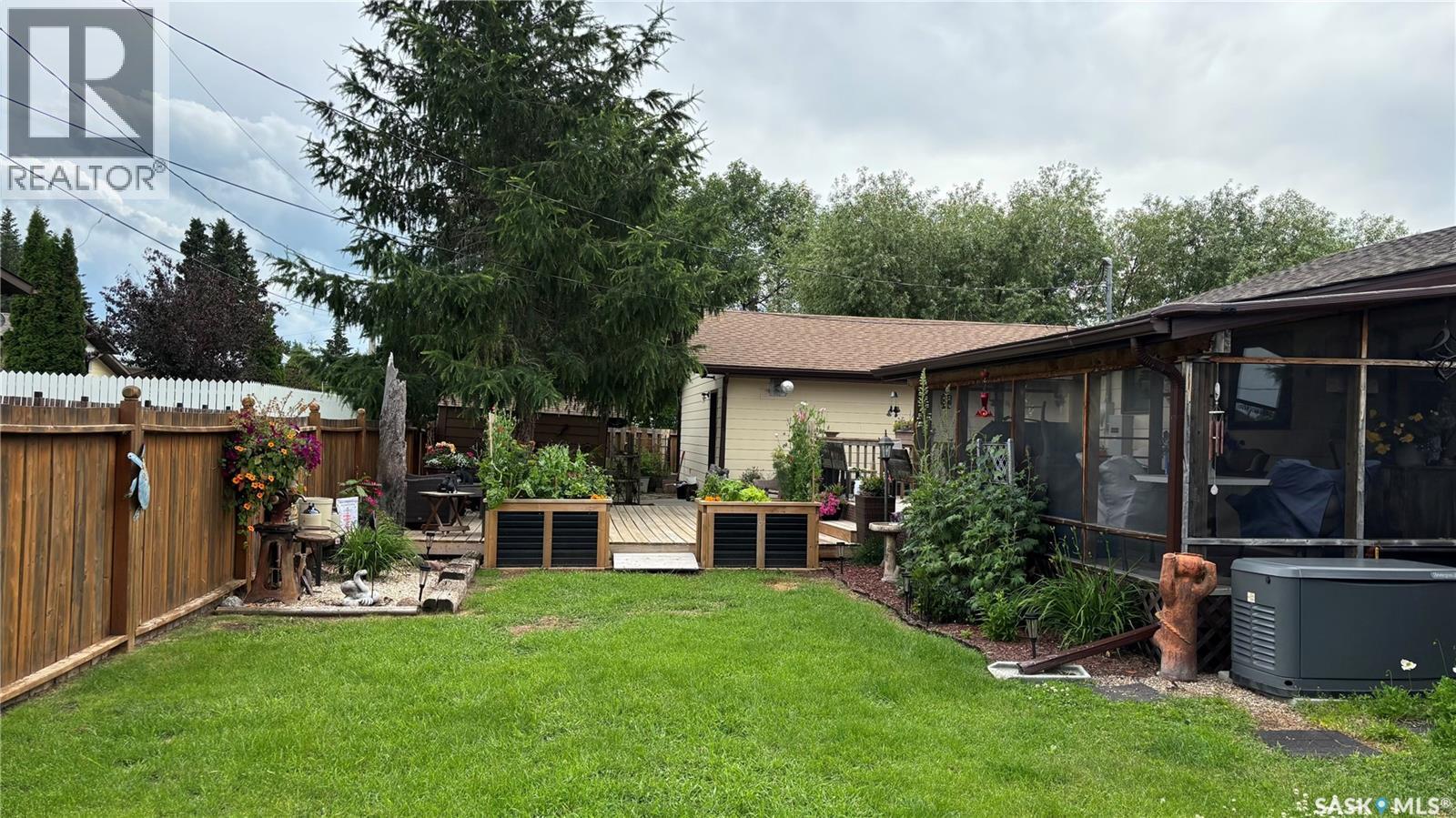 912 Railway Avenue, Loon Lake, SK