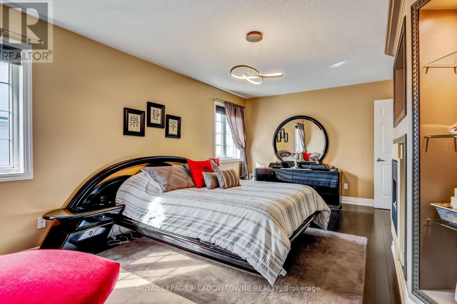 116 Dixon Drive, Milton, ON