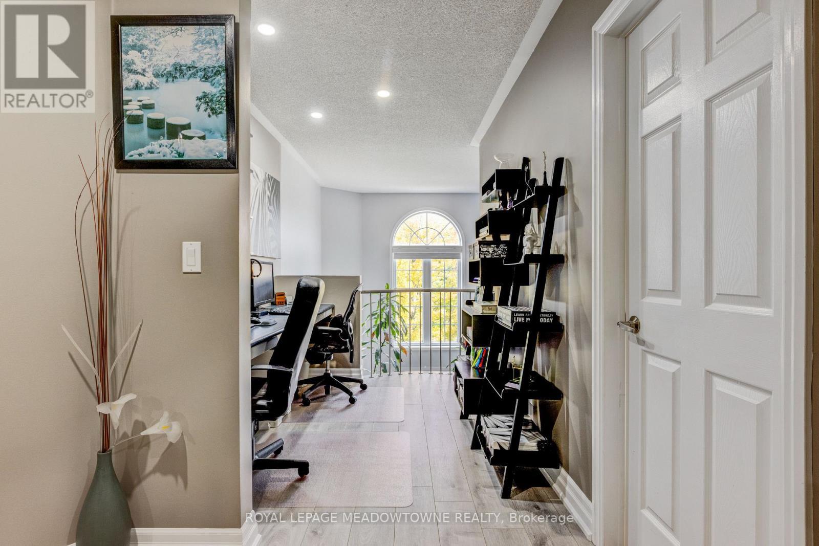 116 Dixon Drive, Milton, ON