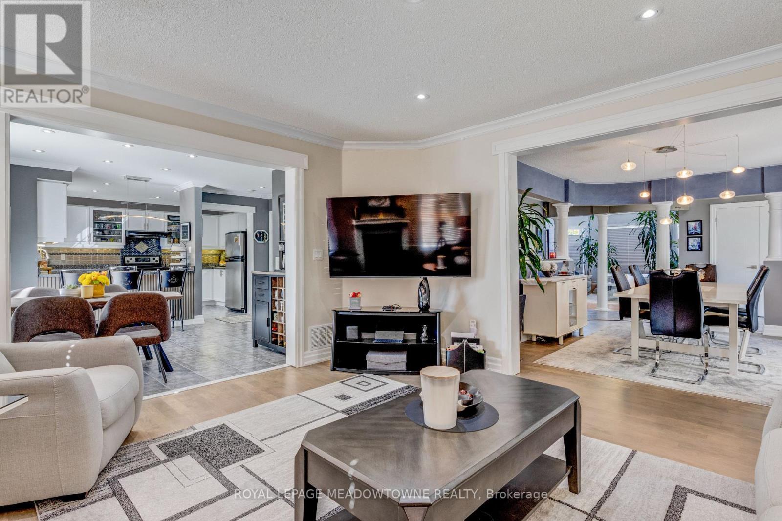 116 Dixon Drive, Milton, ON
