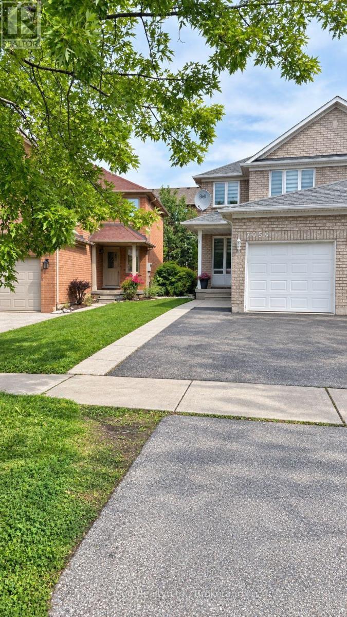 7050 Black Walnut Trail, Mississauga, ON