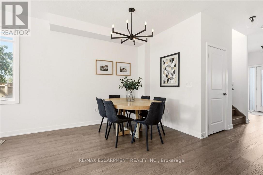 58 Starling Drive, Hamilton, ON