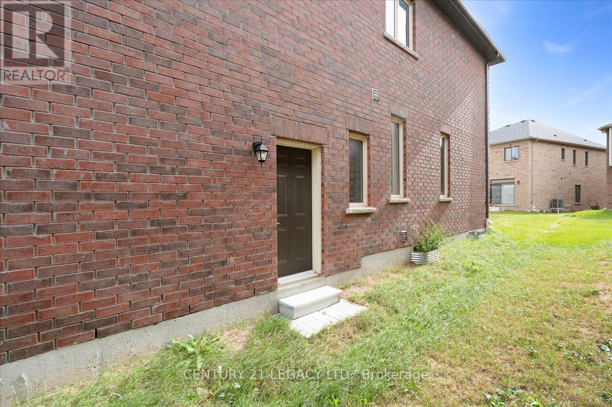 12 Shrubsall Street, Cambridge, ON