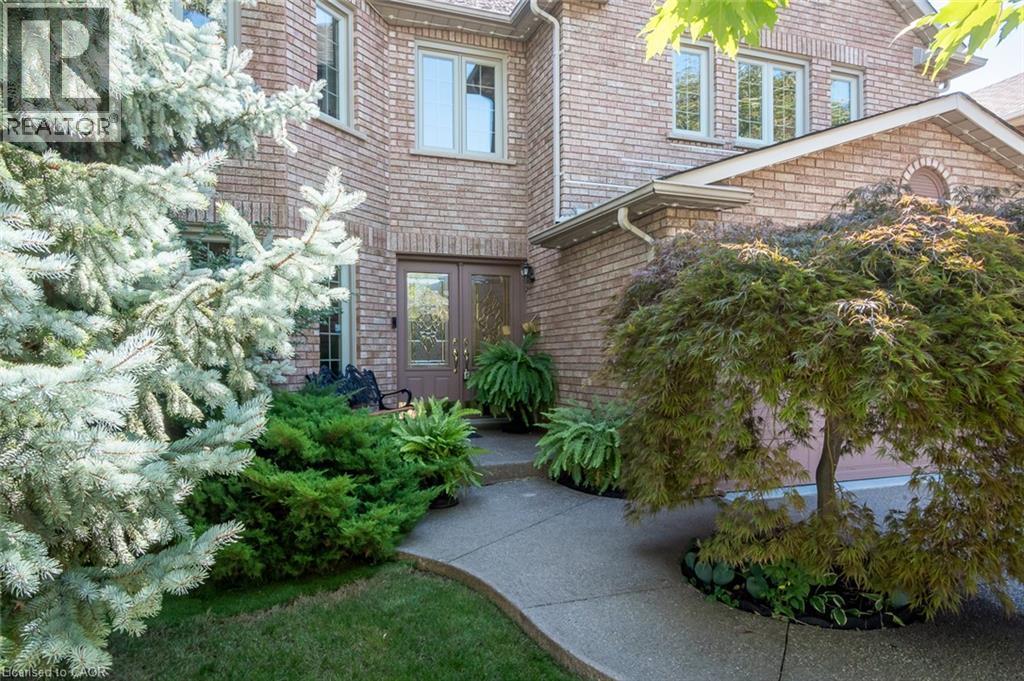 1348 Fieldcrest Lane, Oakville, ON