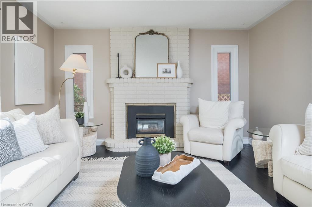1348 Fieldcrest Lane, Oakville, ON