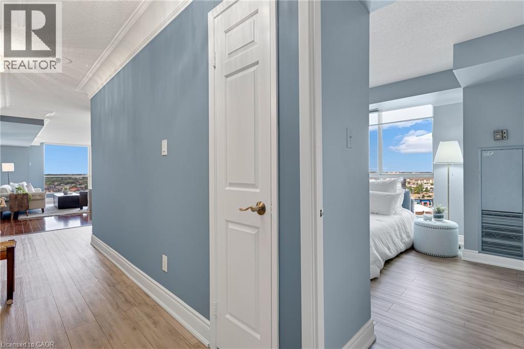 55 Kingsbridge Garden Circle Unit# 1604, Mississauga, ON