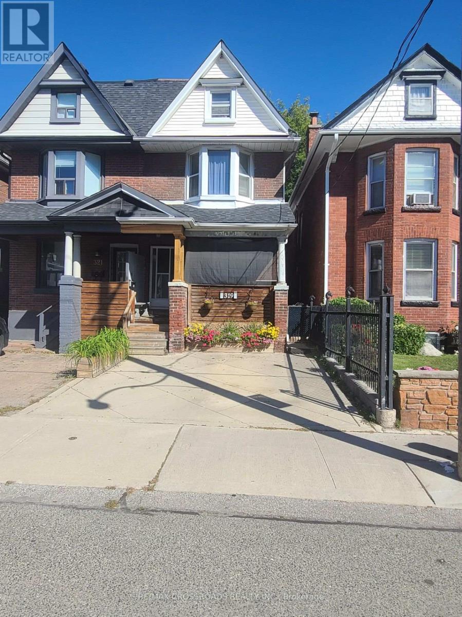 319 Woodbine Avenue, Toronto, ON
