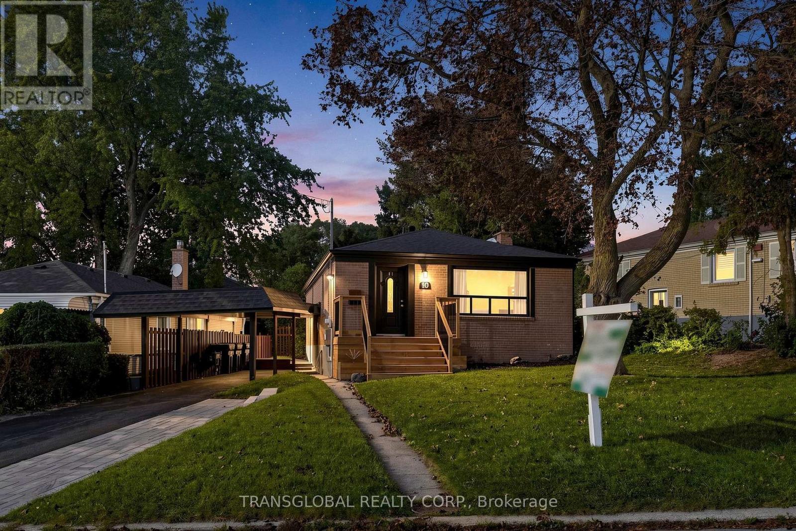10 Anticosti Drive, Toronto, ON