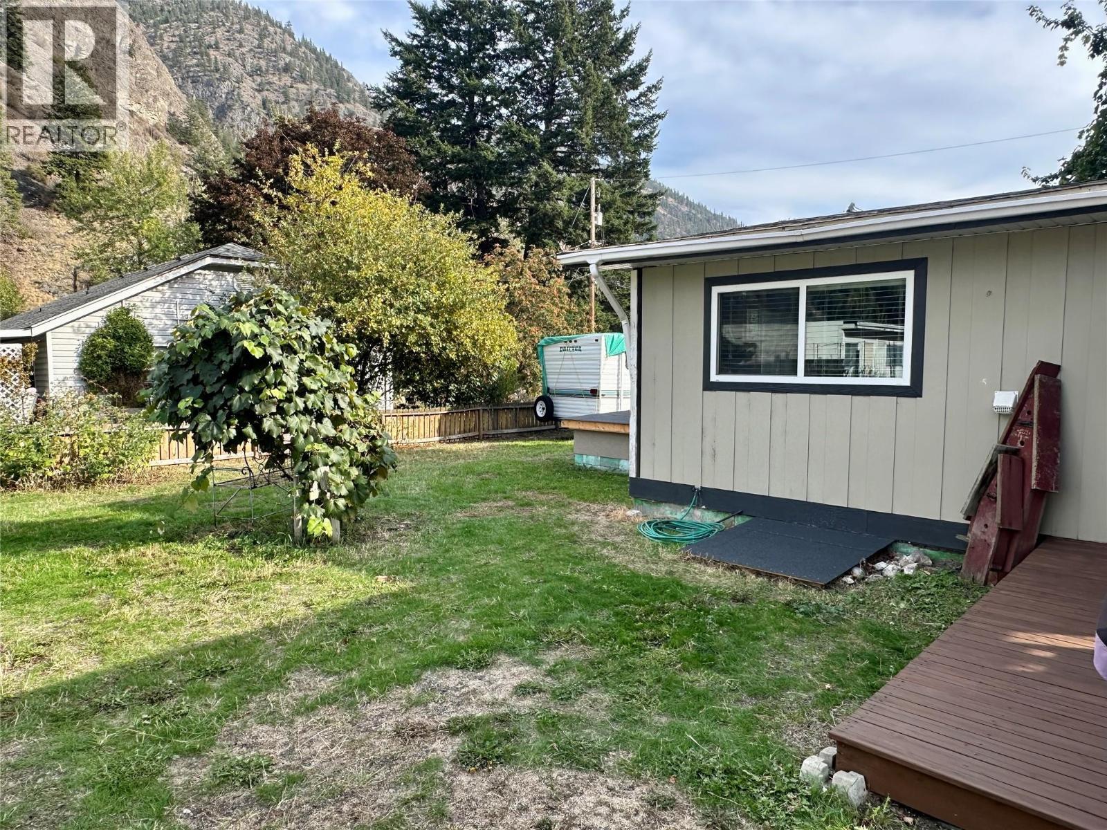 2632 6Th Street, Olalla, BC