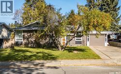 690 Eastwood STREET Prince Albert, SK S6V 2T5