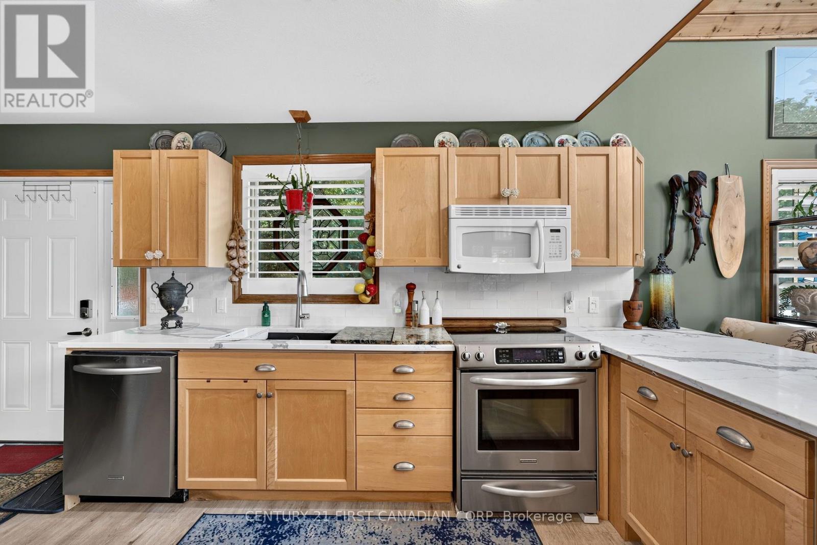 73614 Drysdale Beach Road, Bluewater (Stanley), ON