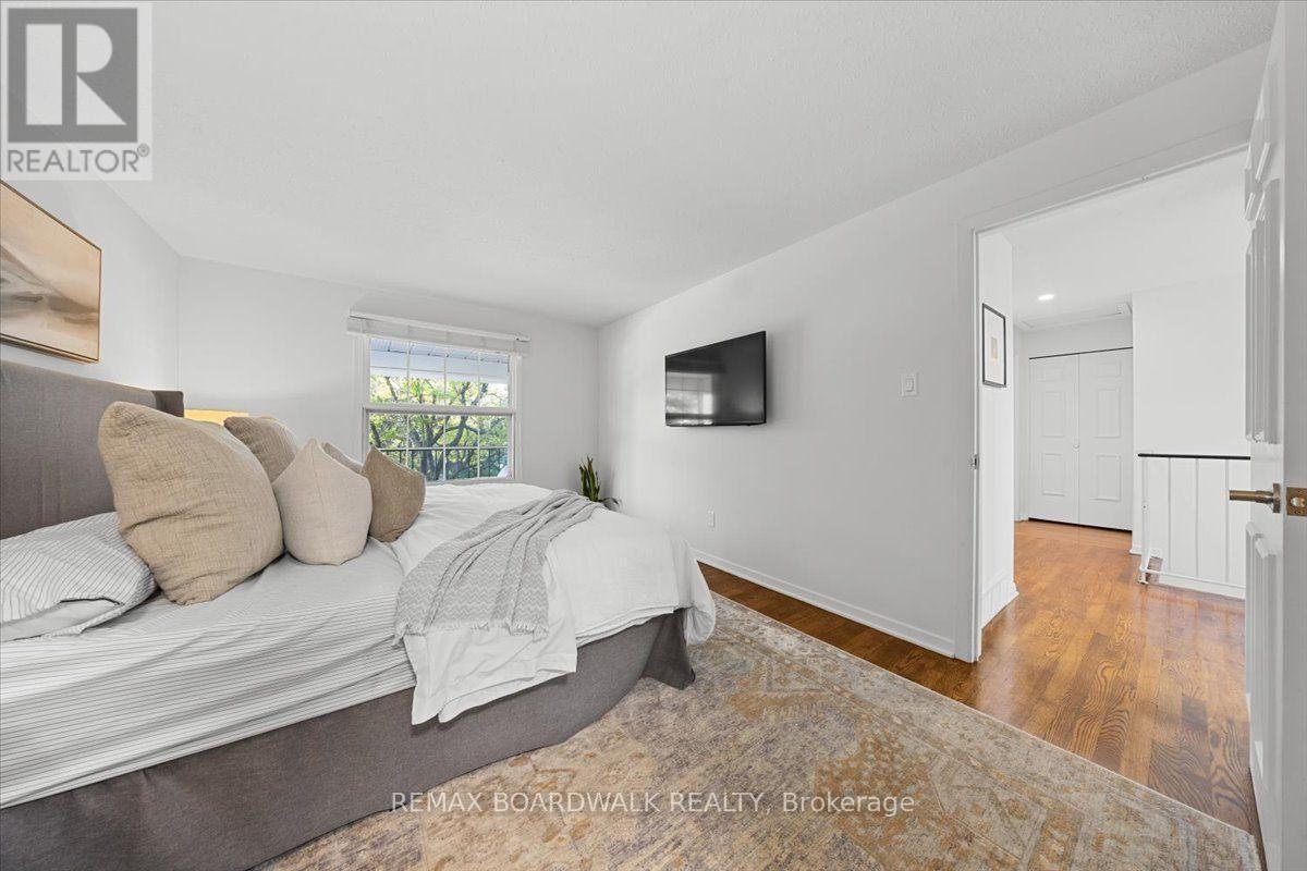 1853 Kilborn Avenue, Ottawa, ON