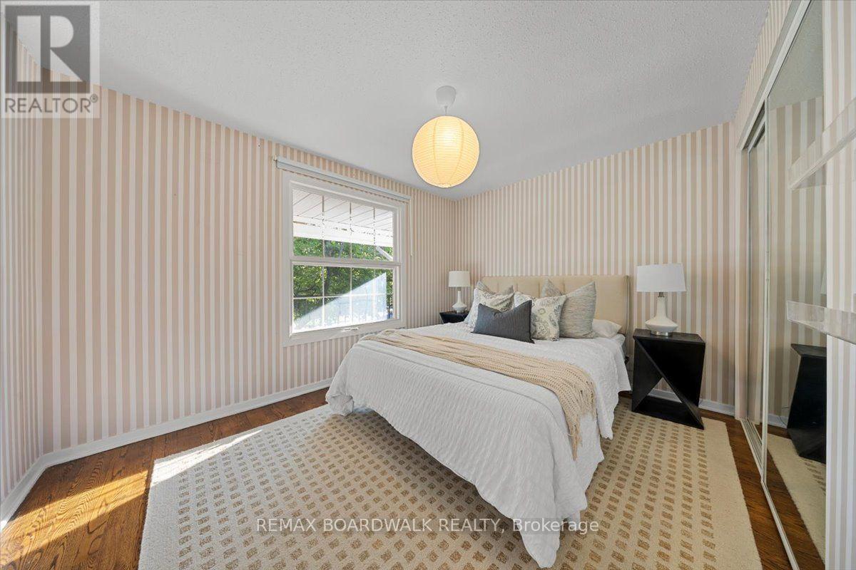 1853 Kilborn Avenue, Ottawa, ON