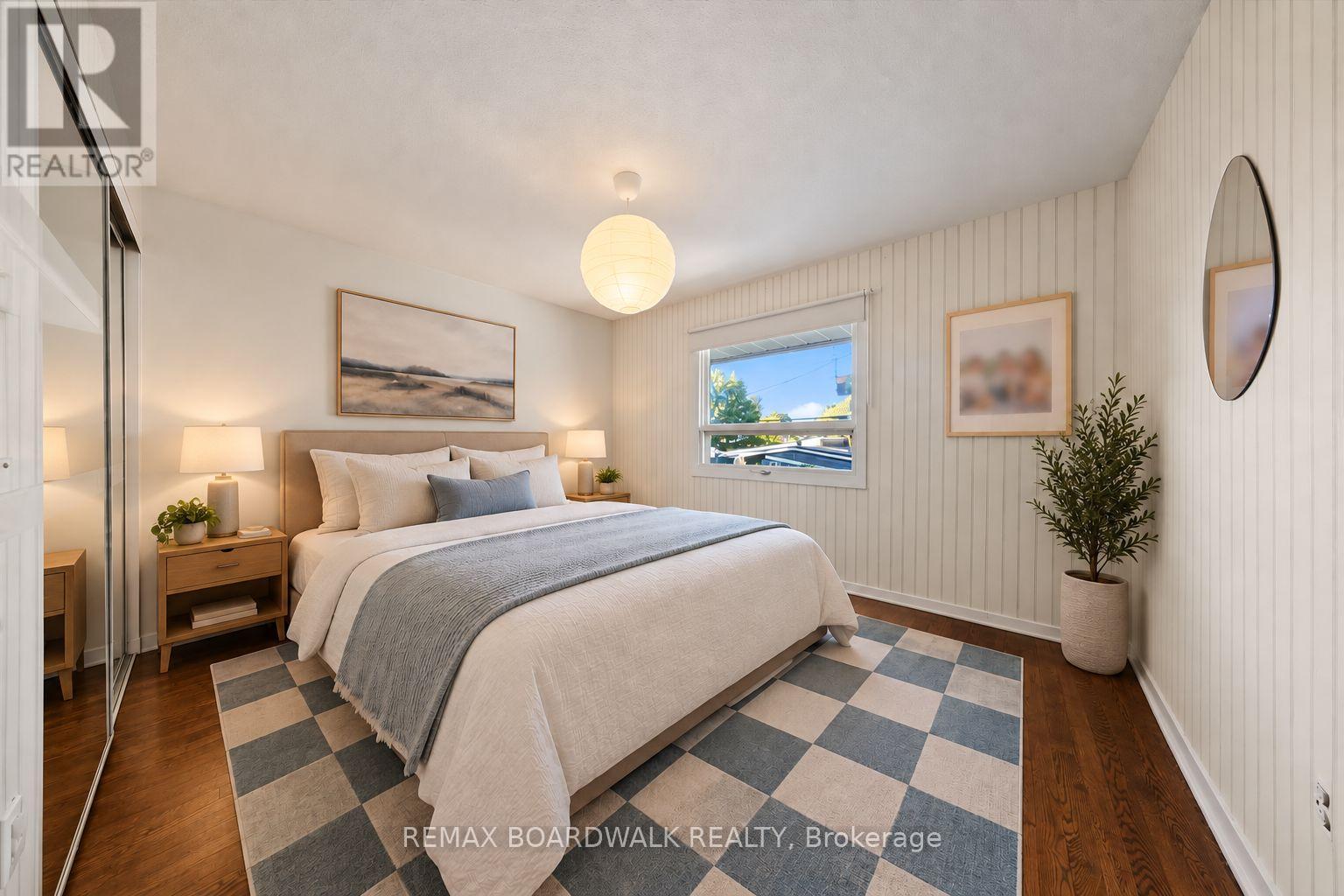1853 Kilborn Avenue, Ottawa, ON