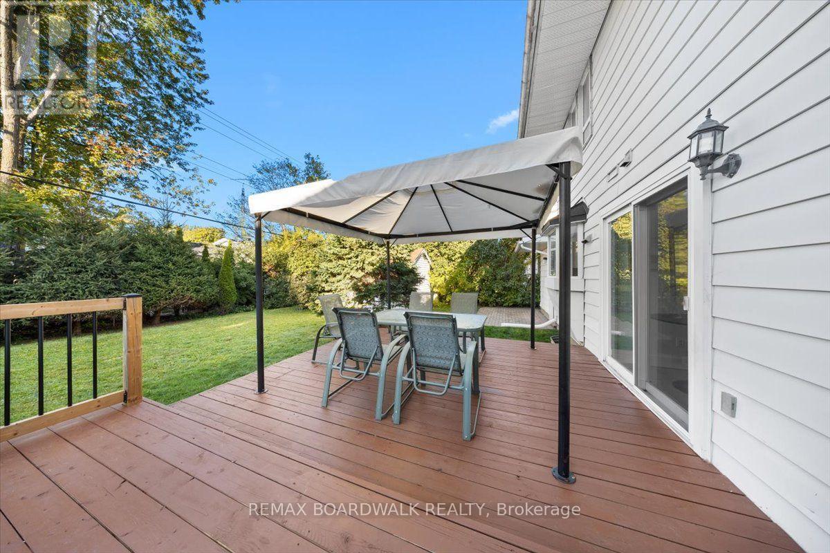 1853 Kilborn Avenue, Ottawa, ON