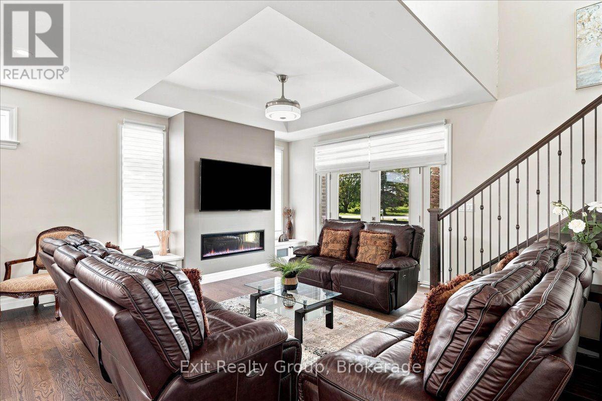 9 Wims Way, Belleville (Thurlow Ward), ON