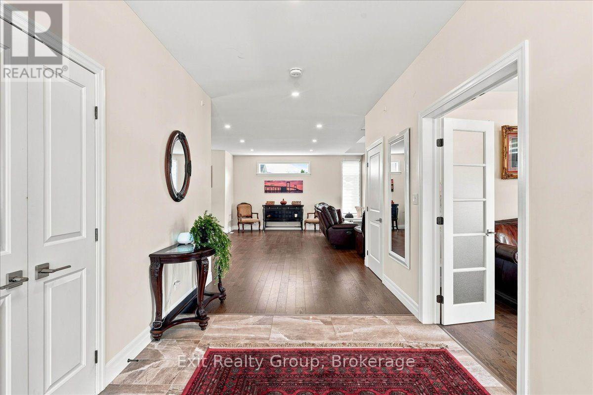 9 Wims Way, Belleville (Thurlow Ward), ON