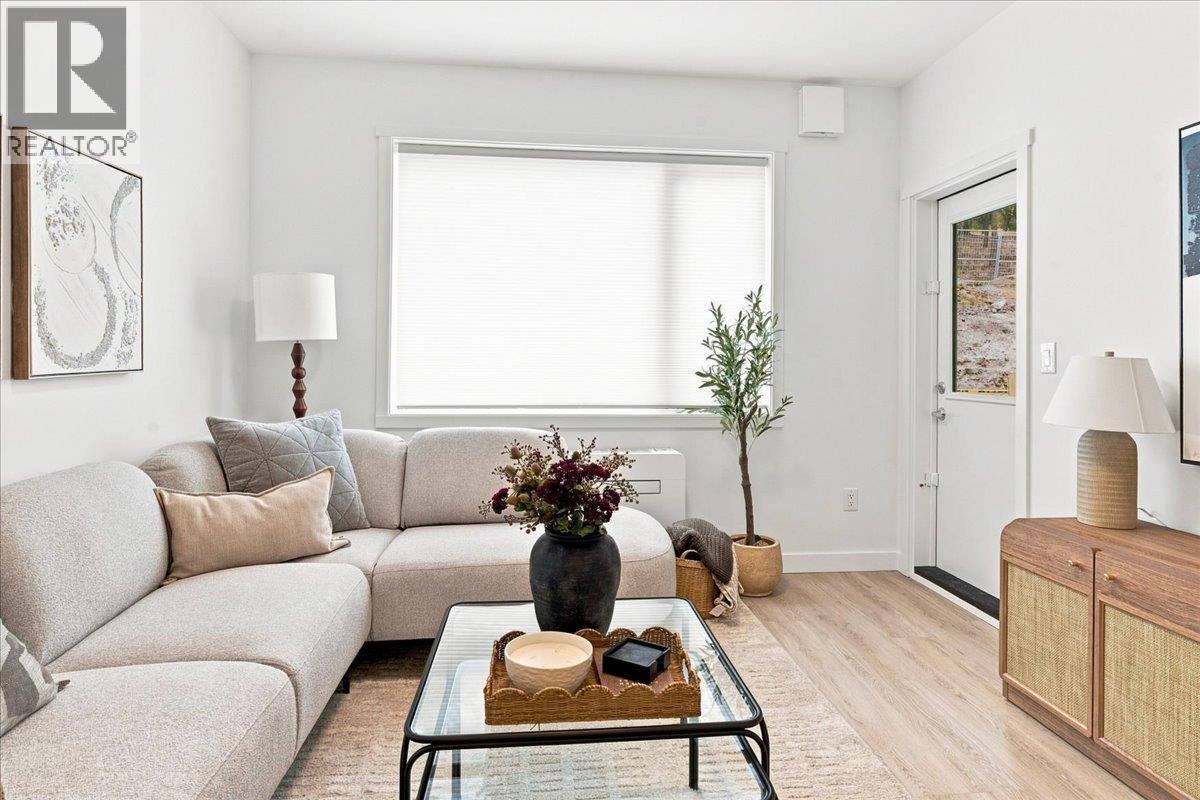 1655 Aberdeen Drive Unit# 206, Kamloops, BC