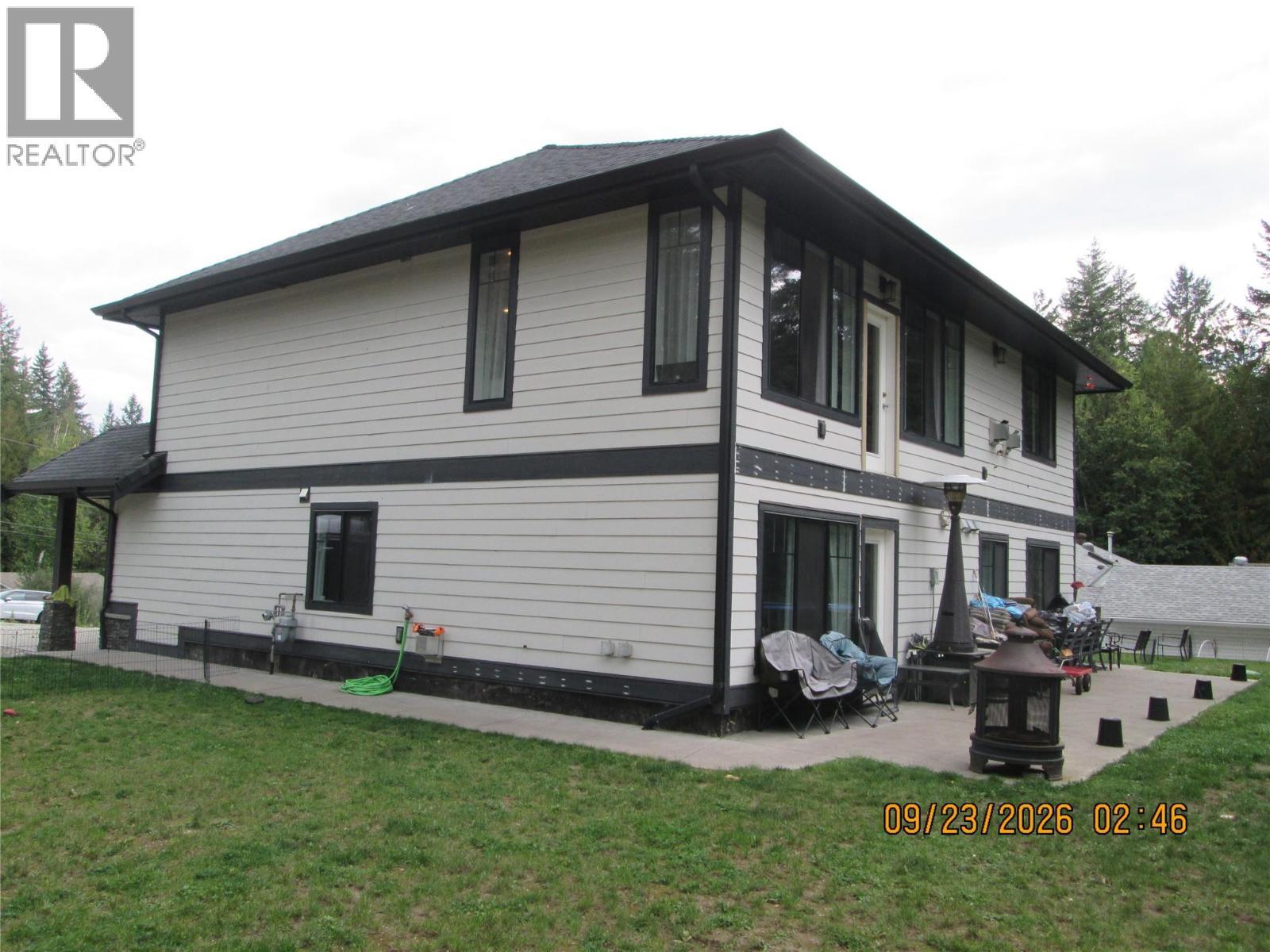 2446 Centennial Drive, Blind Bay, BC
