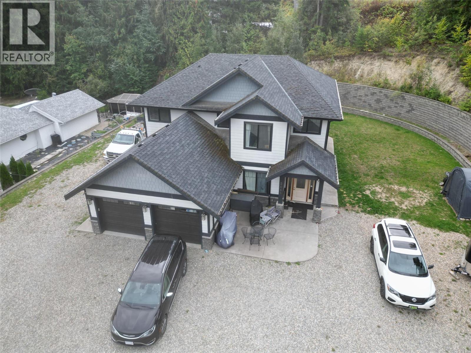 2446 Centennial Drive, Blind Bay, BC