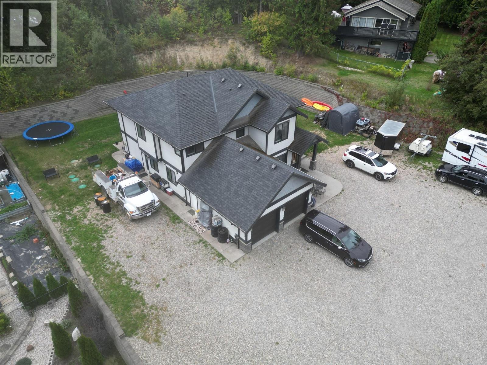 2446 Centennial Drive, Blind Bay, BC
