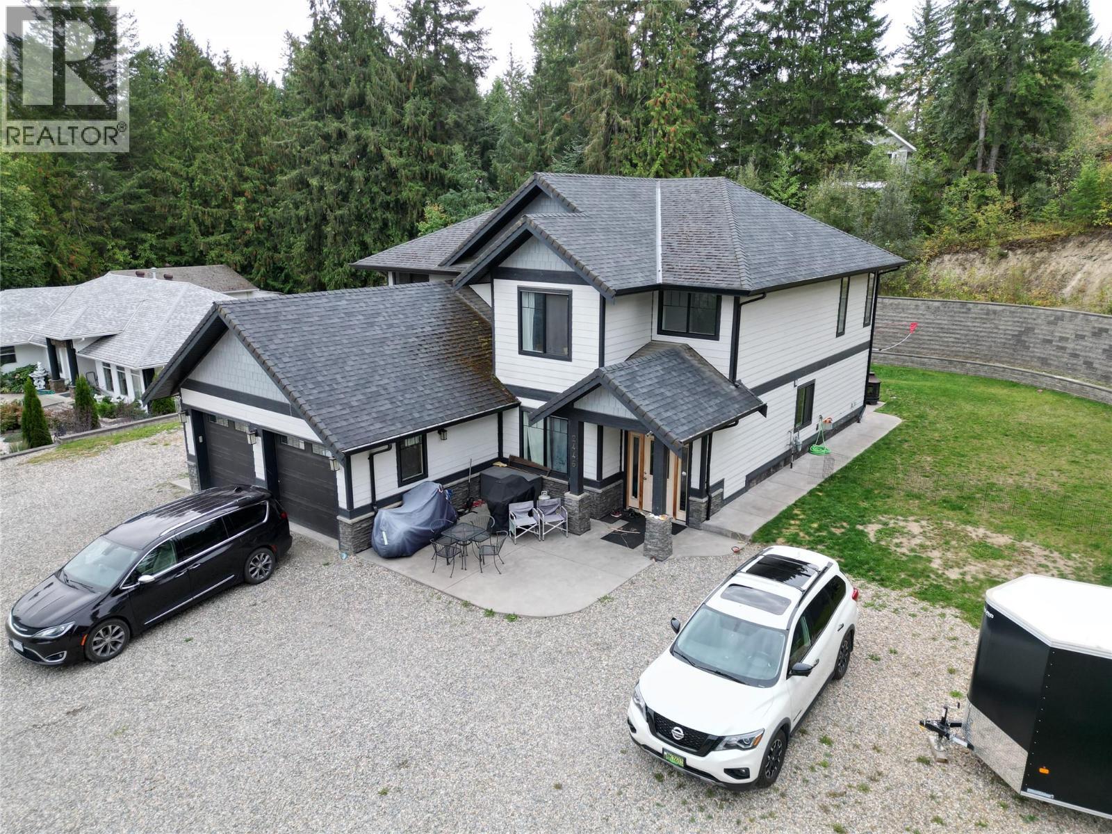 2446 Centennial Drive, Blind Bay, BC