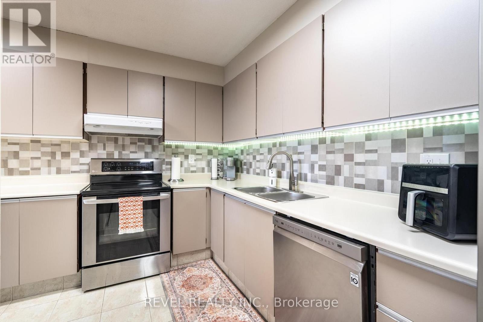 2306 - 75 Emmett Avenue, Toronto, ON
