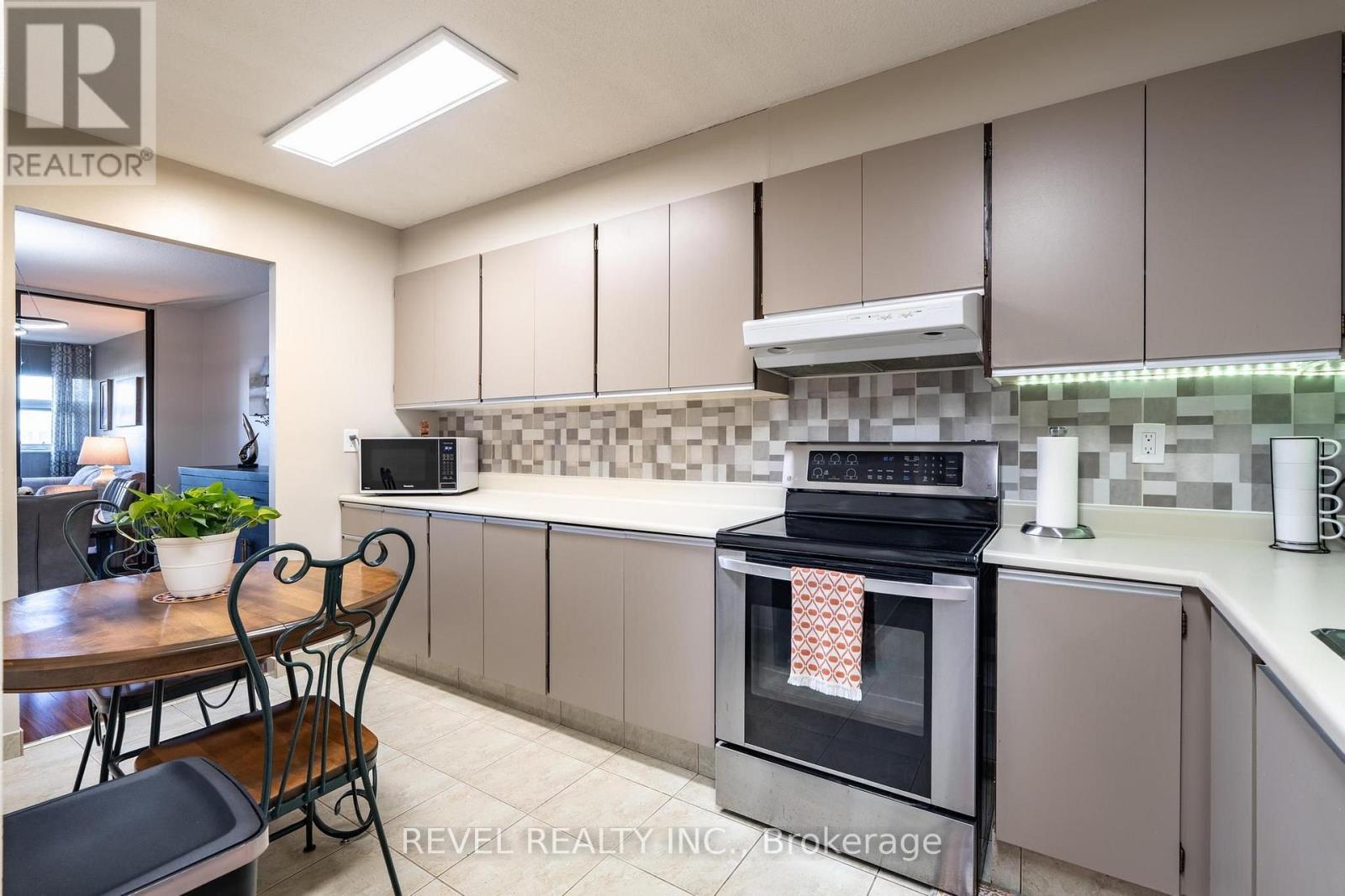 2306 - 75 Emmett Avenue, Toronto, ON