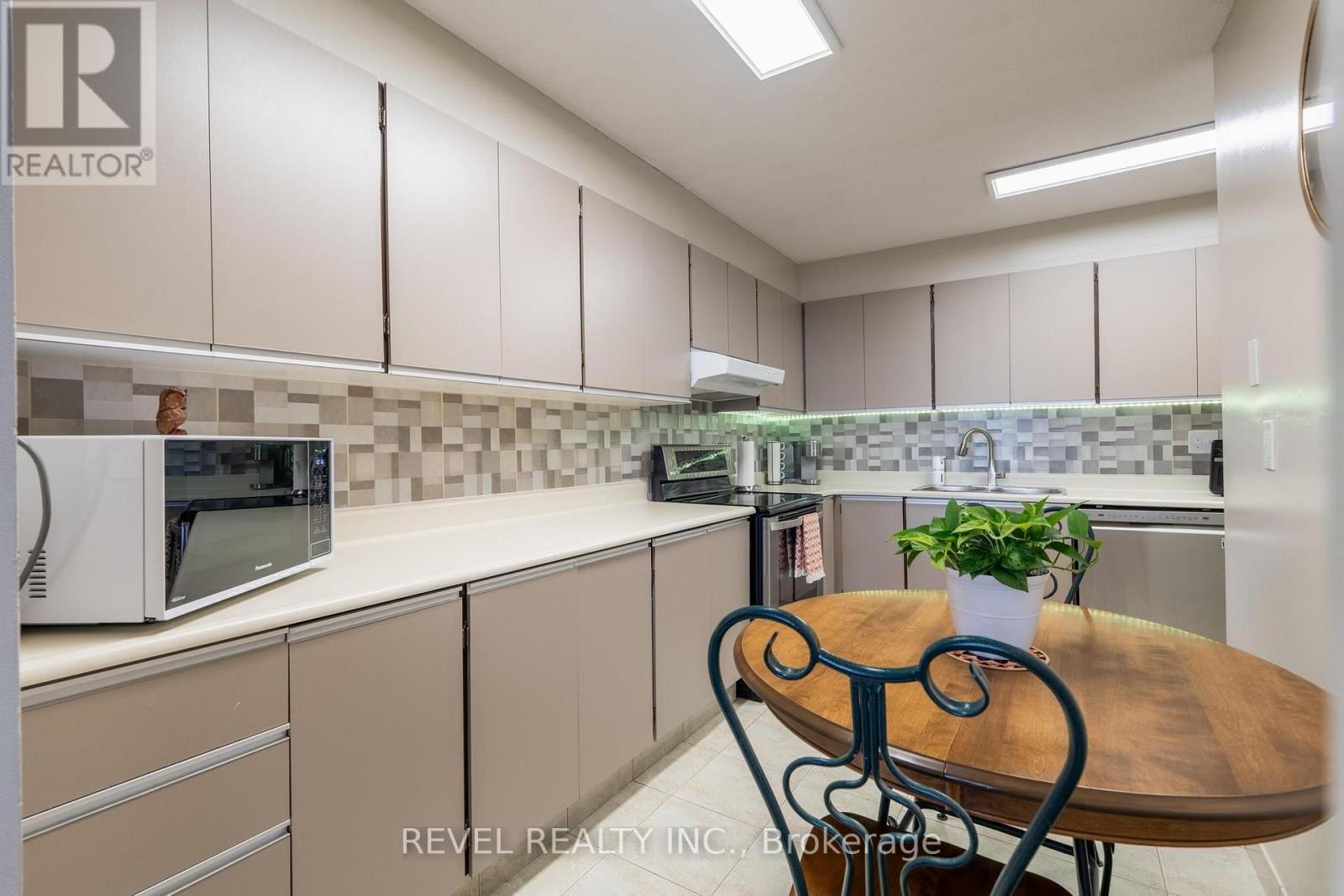 2306 - 75 Emmett Avenue, Toronto, ON