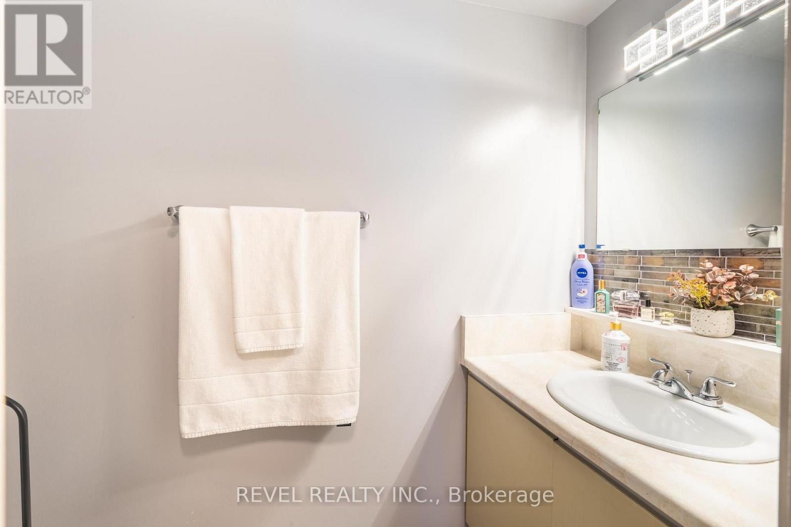 2306 - 75 Emmett Avenue, Toronto, ON