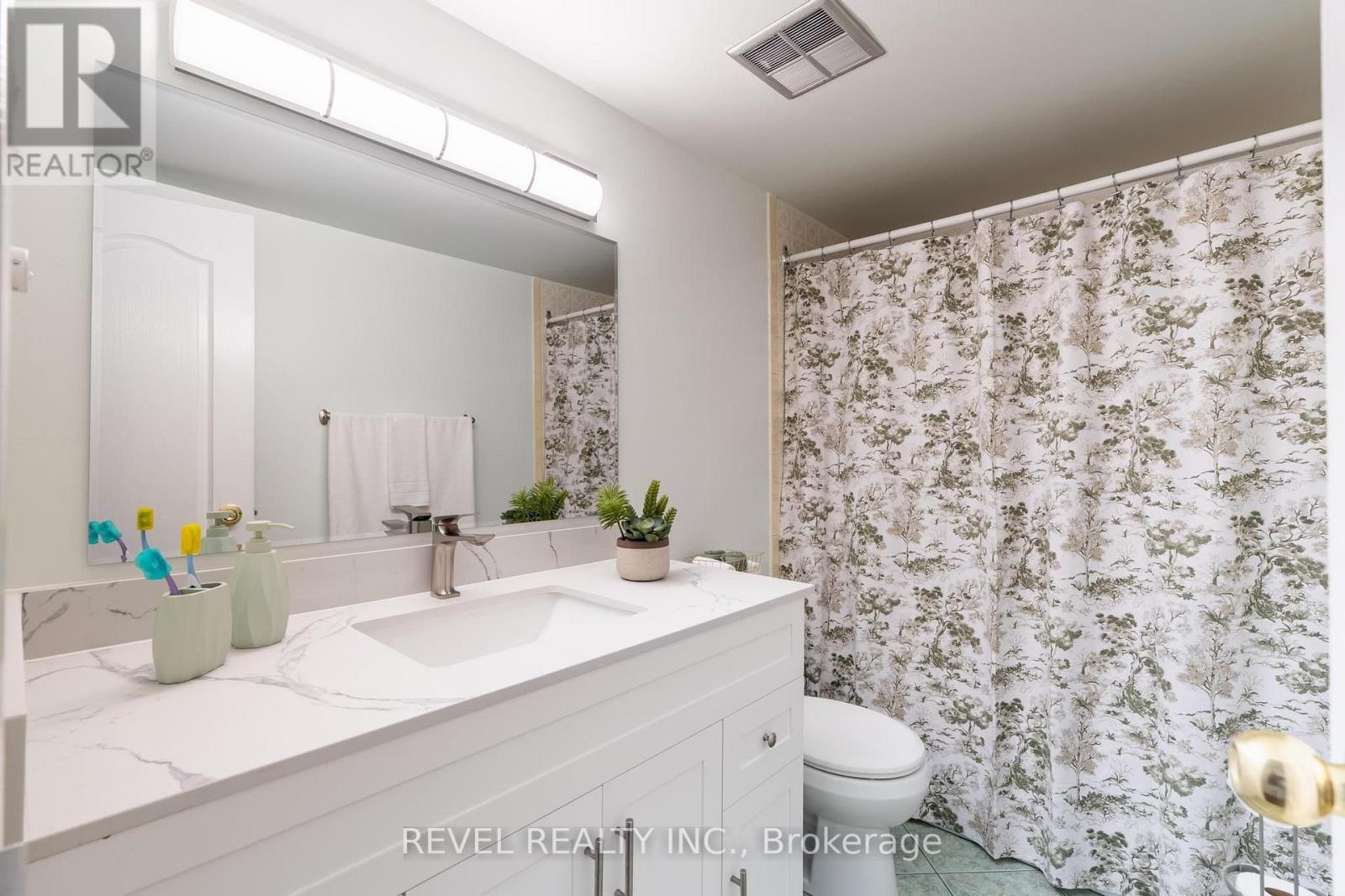 2306 - 75 Emmett Avenue, Toronto, ON