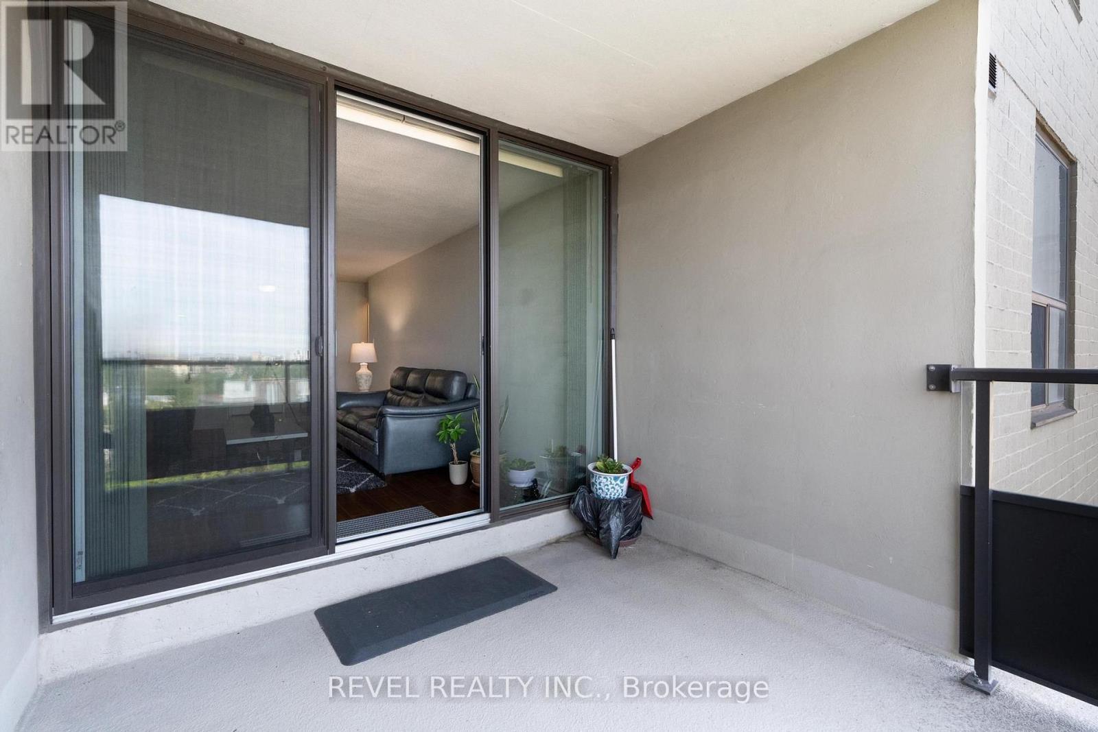 2306 - 75 Emmett Avenue, Toronto, ON