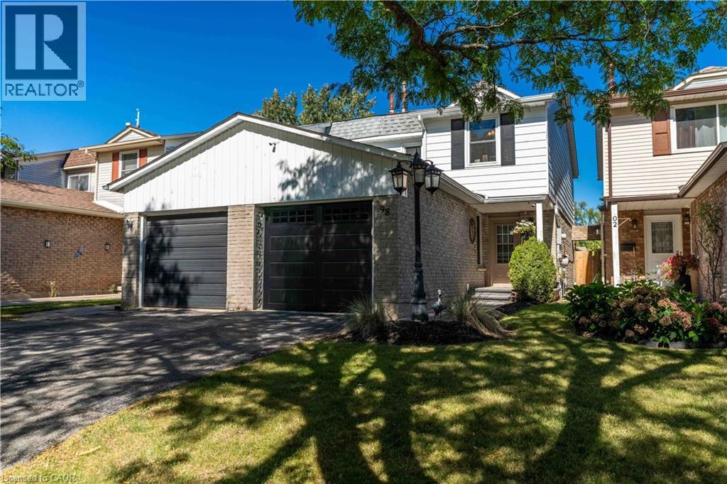 98 Memorial Avenue, Stoney Creek, ON