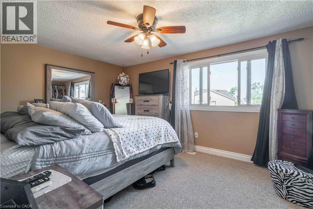 98 Memorial Avenue, Stoney Creek, ON
