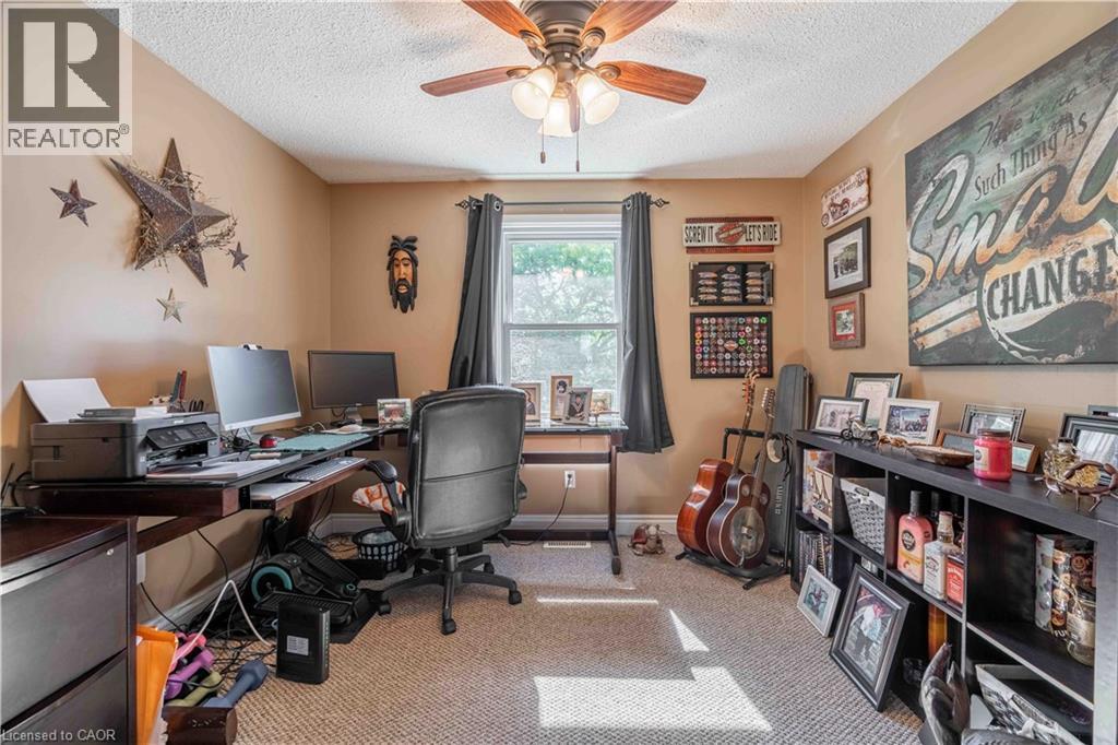 98 Memorial Avenue, Stoney Creek, ON