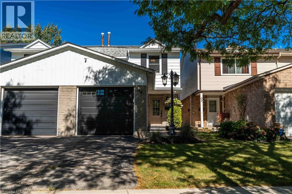 98 Memorial Avenue, Stoney Creek, ON