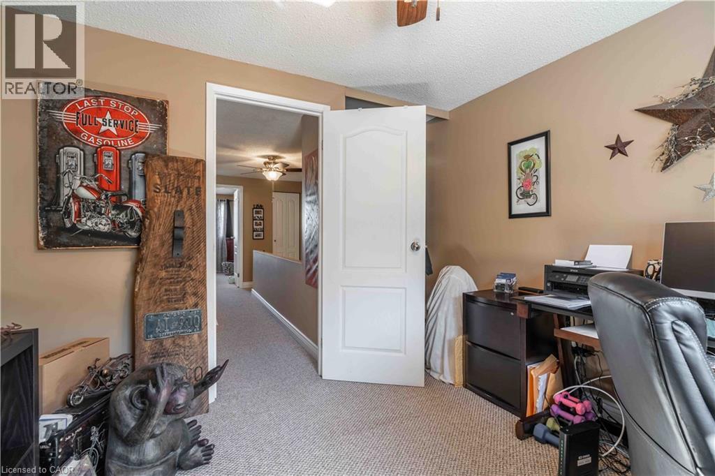 98 Memorial Avenue, Stoney Creek, ON