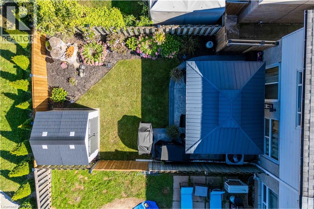 98 Memorial Avenue, Stoney Creek, ON