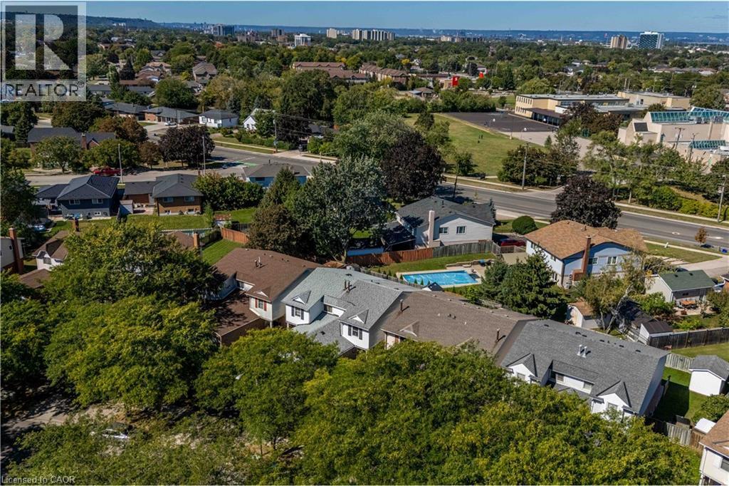 98 Memorial Avenue, Stoney Creek, ON