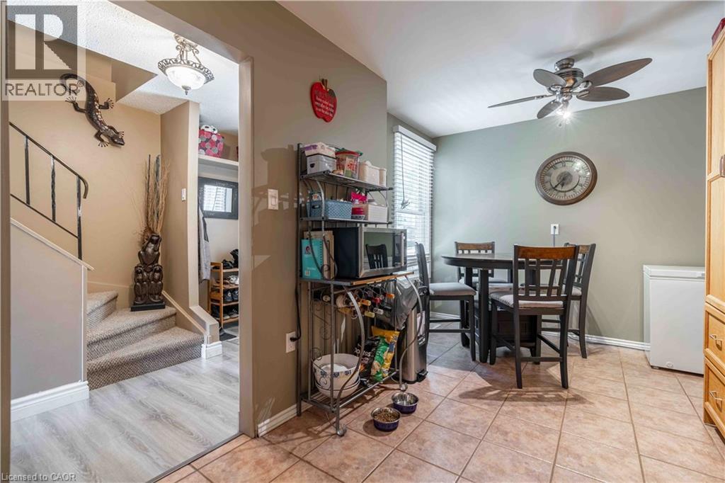 98 Memorial Avenue, Stoney Creek, ON