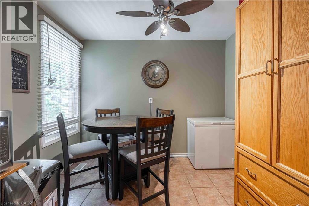 98 Memorial Avenue, Stoney Creek, ON