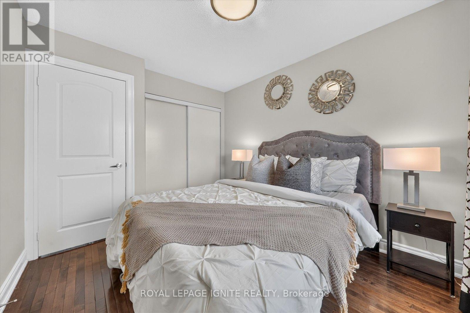 9 - 8032 Kipling Avenue, Vaughan, ON