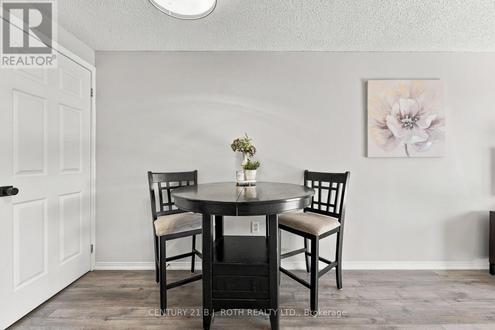75 Courtney Crescent, Barrie, ON