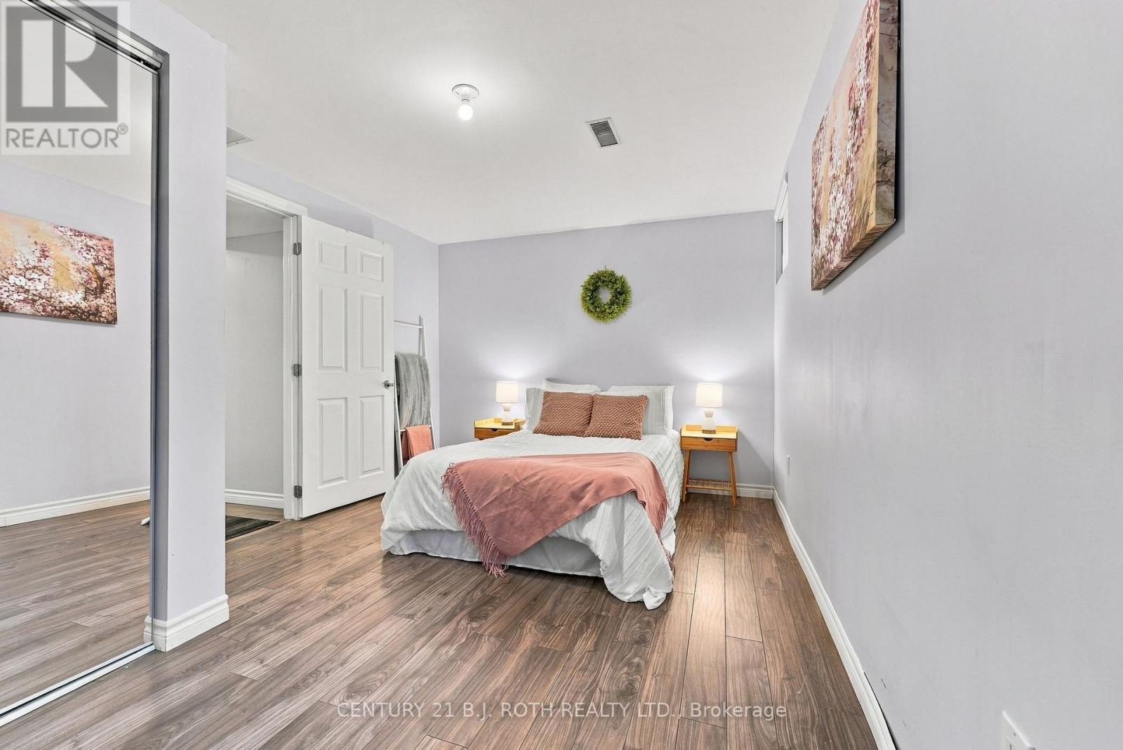 75 Courtney Crescent, Barrie, ON