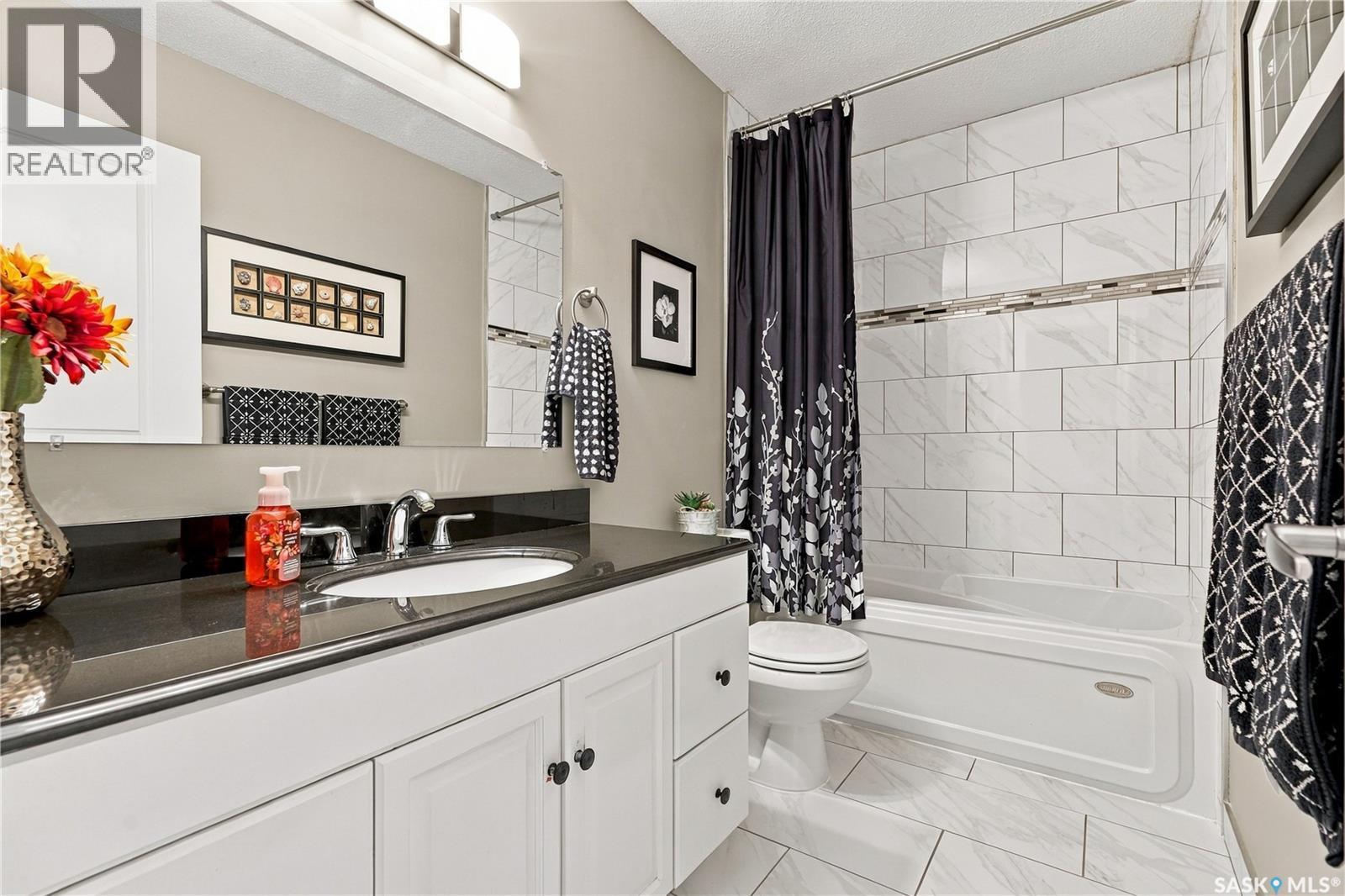 2769/2771 Eastview, Saskatoon, SK